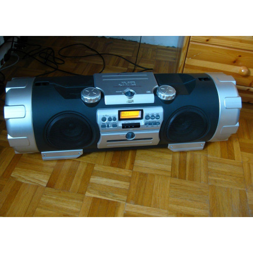 Прокат бумбокса кассетного с СД Магнитола JVC BoomBlaster RV-NB10B