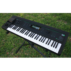 Kurzweil K 2000 - клавиши-реквизит для съемок