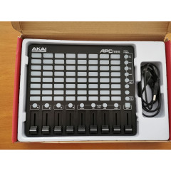 Консоль световика или Ди-Джея AKAI PRO APC MINI USB
