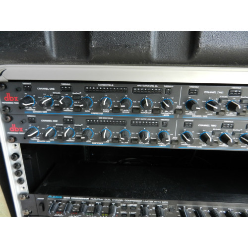Звуковой компрессор DBX 1066