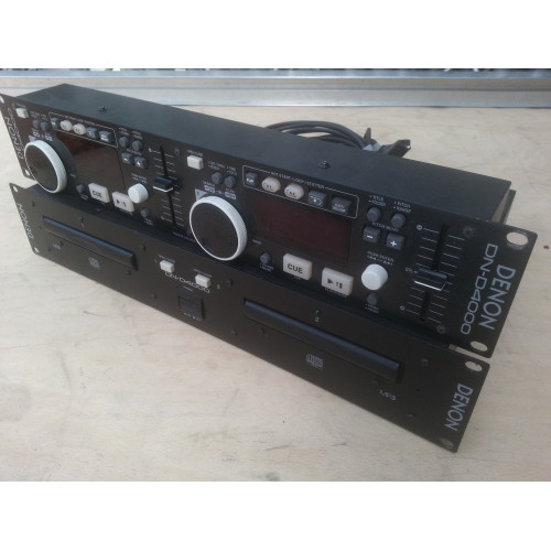 Сдвоенный CD - проигрыватель Denon D-4000