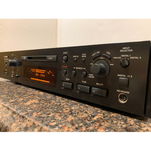 MiniDisc - рекордер и проигрыватель TASCAM MD-350