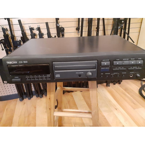 Аренда СД-проигрывателя TASCAM CD-160